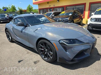2023 Toyota GR Supra 3.0 - miniatura 4