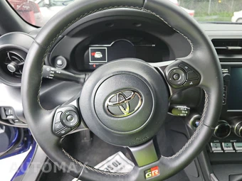 2023 Toyota GR86 – miniatura 10