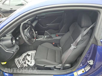 2023 Toyota GR86 – miniatura 7