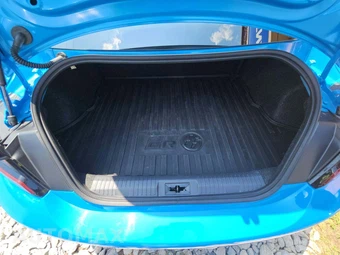 2023 Toyota GR86 Premium – miniatura 14