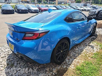 2023 Toyota GR86 Premium – miniatura 3