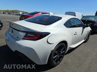 2023 Toyota GR86 Premium - miniatura 4