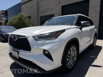 2023 Toyota Highlander Hybrid Platinum - car from the USA, Manheim Buy-Now listing at AUTOMAX