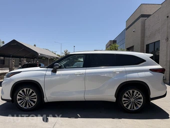 2023 Toyota Highlander Hybrid Platinum - miniatura 3