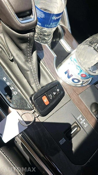 2023 Toyota Highlander Hybrid Platinum - miniatura 22
