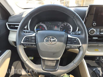 2023 Toyota Highlander Hybrid XLE - miniatura 10