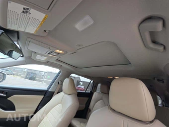 2023 Toyota Highlander Hybrid XLE - miniatura 8