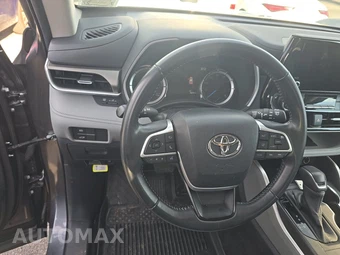 2023 Toyota Highlander Hybrid XLE - miniatura 10