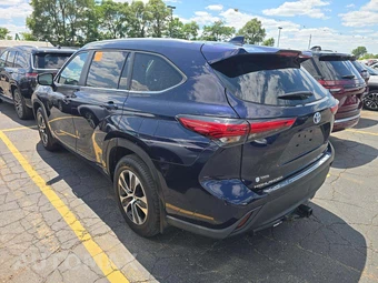 2023 Toyota Highlander Hybrid XLE - miniatura 2
