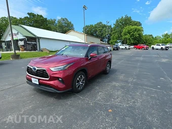 2023 Toyota Highlander Hybrid XLE