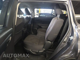 2023 Toyota Highlander L - miniatura 13