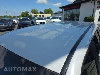 2023 Toyota Highlander L - miniatura 9