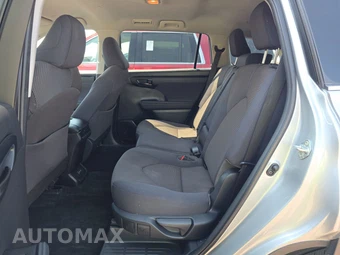 2023 Toyota Highlander L - miniatura 13