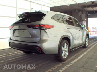 2023 Toyota Highlander L - miniatura 4