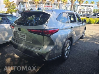 2023 Toyota Highlander L - miniatura 3