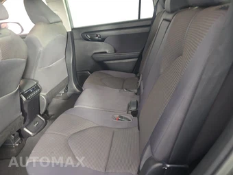 2023 Toyota Highlander L – miniatura 13