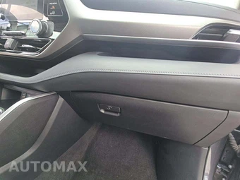 2023 Toyota Highlander L - miniatura 17