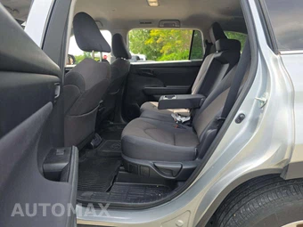 2023 Toyota Highlander L - miniatura 13
