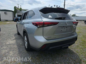 2023 Toyota Highlander L - miniatura 2