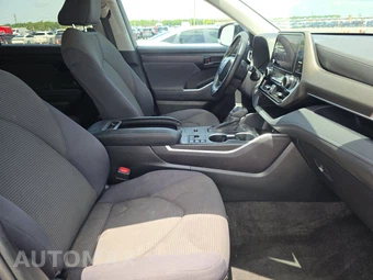 2023 Toyota Highlander L - miniatura 8