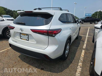 2023 Toyota Highlander L - miniatura 3