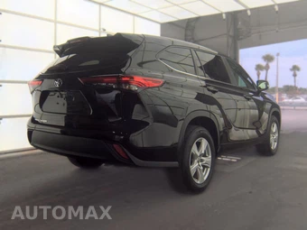 2023 Toyota Highlander L – miniatura 4