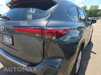 2023 Toyota Highlander L - miniatura 4