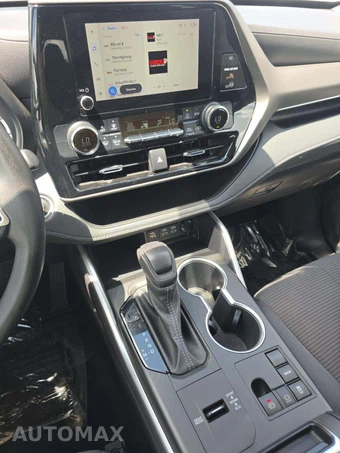 2023 Toyota Highlander L - miniatura 10