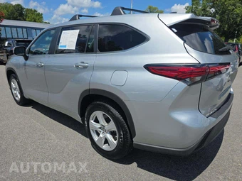 2023 Toyota Highlander L - miniatura 2