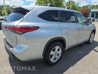 2023 Toyota Highlander L - miniatura 3