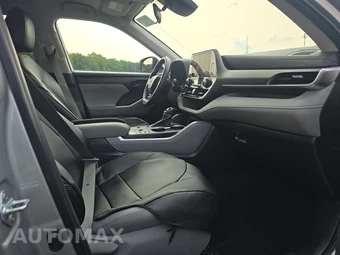2023 Toyota Highlander L - miniatura 8
