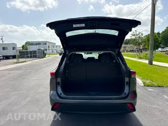 2023 Toyota Highlander LE - miniatura 15