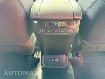 2023 Toyota Highlander LE - miniatura 16