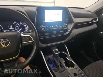 2023 Toyota Highlander LE - miniatura 11