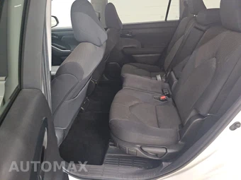 2023 Toyota Highlander LE - miniatura 13