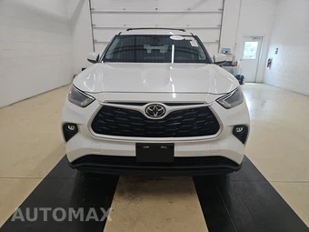 2023 Toyota Highlander LE - miniatura 2