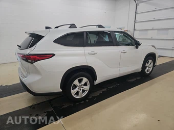 2023 Toyota Highlander LE - miniatura 4
