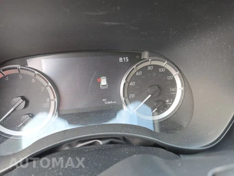 2023 Toyota Highlander LE - miniatura 12