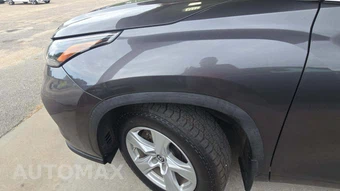 2023 Toyota Highlander LE - miniatura 24