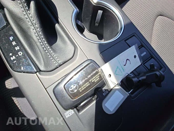 2023 Toyota Highlander LE - miniatura 8