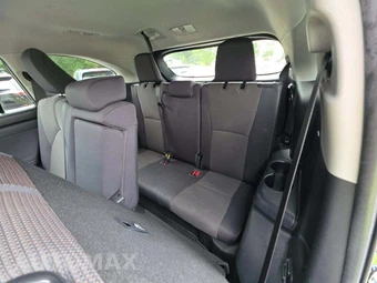 2023 Toyota Highlander LE - miniatura 11