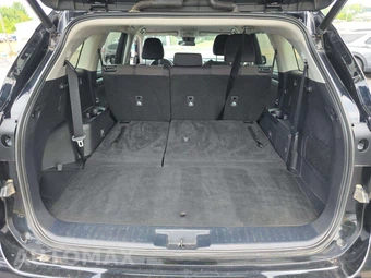 2023 Toyota Highlander LE - miniatura 12