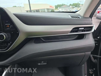 2023 Toyota Highlander LE - miniatura 17