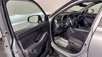 2023 Toyota Highlander LE - miniatura 11