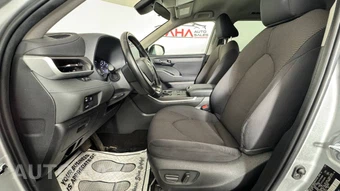 2023 Toyota Highlander LE - miniatura 15