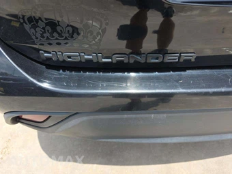 2023 Toyota Highlander LE - miniatura 20