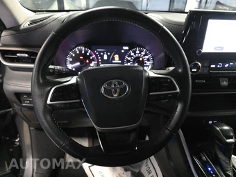 2023 Toyota Highlander LE – miniatura 10