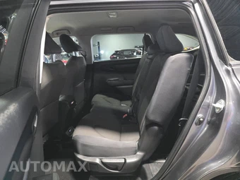 2023 Toyota Highlander LE – miniatura 13