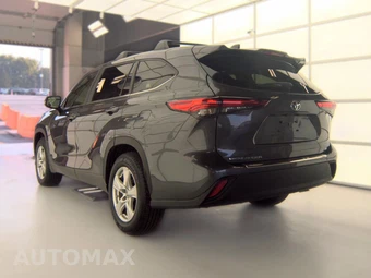 2023 Toyota Highlander LE – miniatura 6