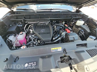 2023 Toyota Highlander LE - miniatura 16